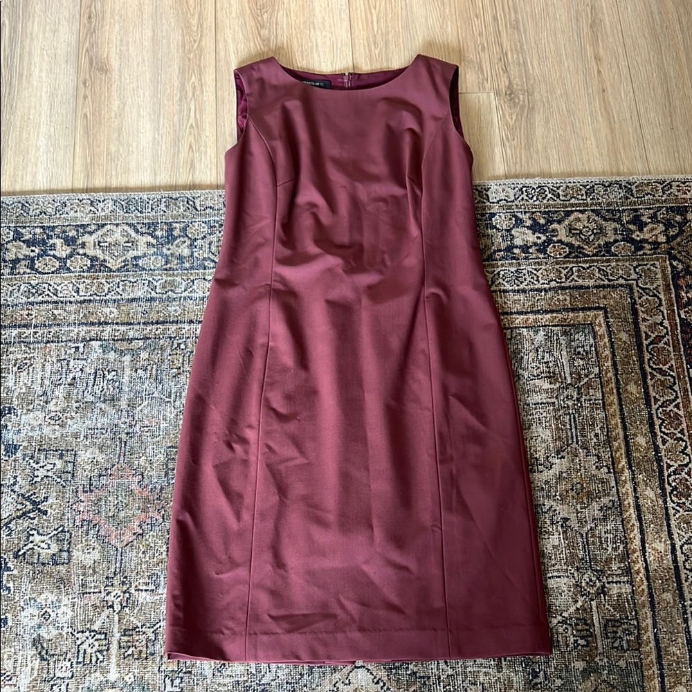 Lafayette 148 Sheath Elegant Burgundy Sleeveless Dress Size 6 Wool Blend Lined